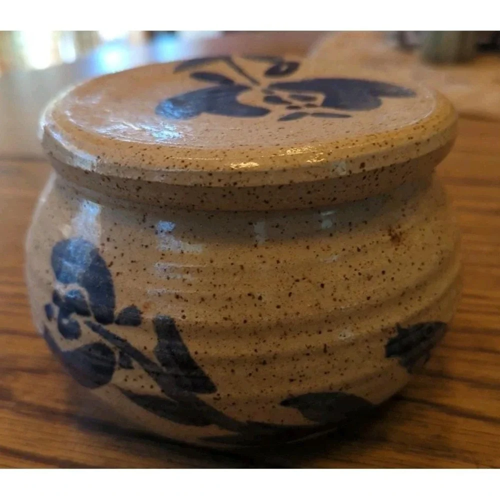 The Unbranded Brand gorgeous stoneware